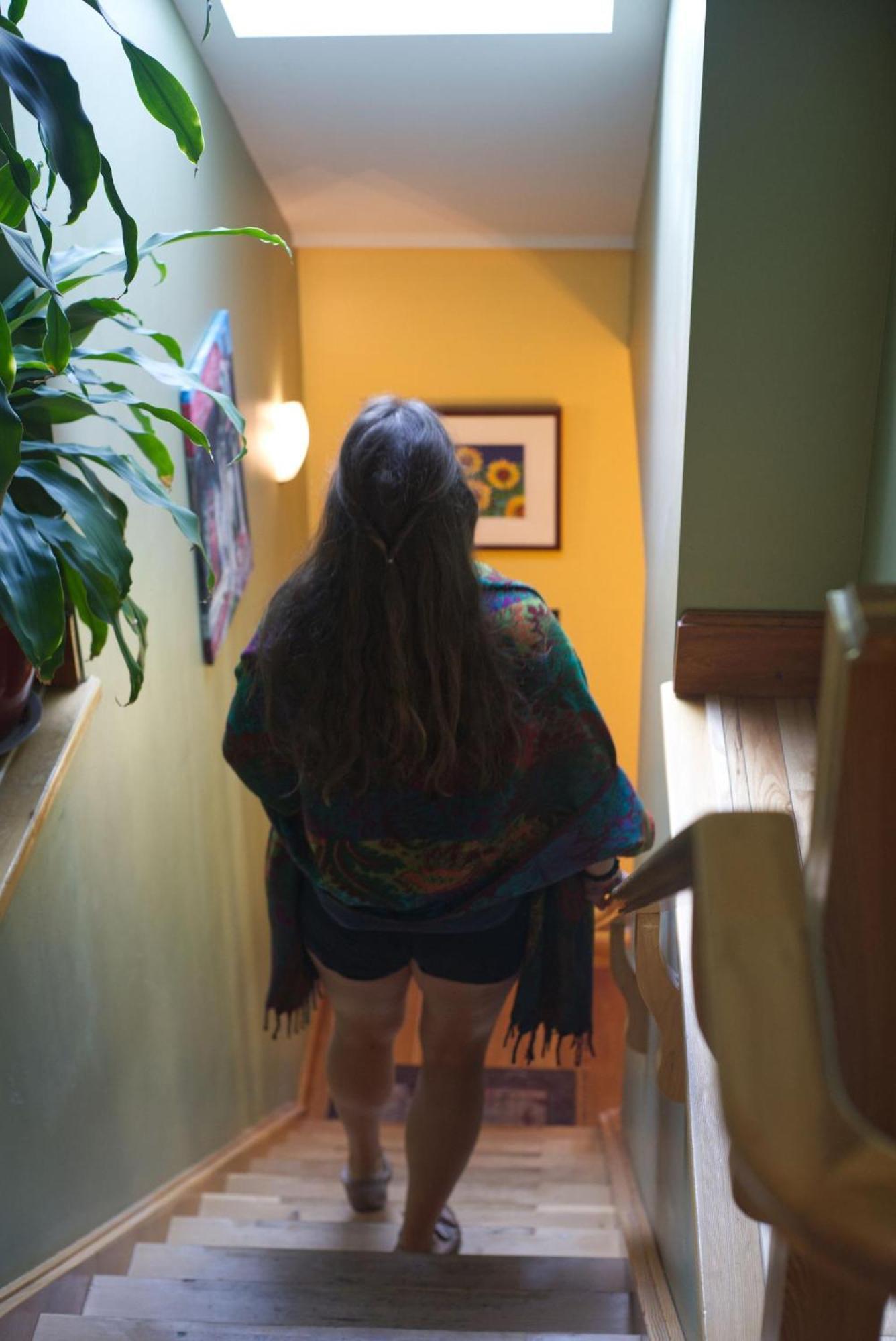 Apartment Wheelchair Accessible 2 Bedroom Downtown Urban Comfort- Pet-friendly, *